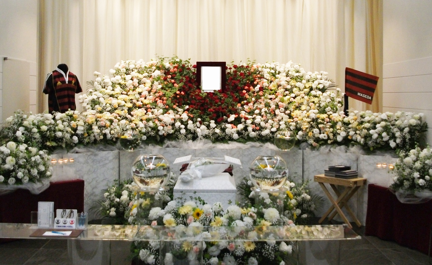 アレンジ生花祭壇
